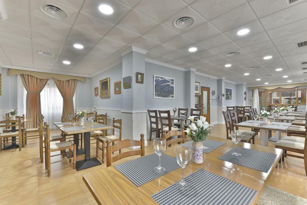 Hotel Restaurante Moya Monesterio Dış mekan fotoğraf